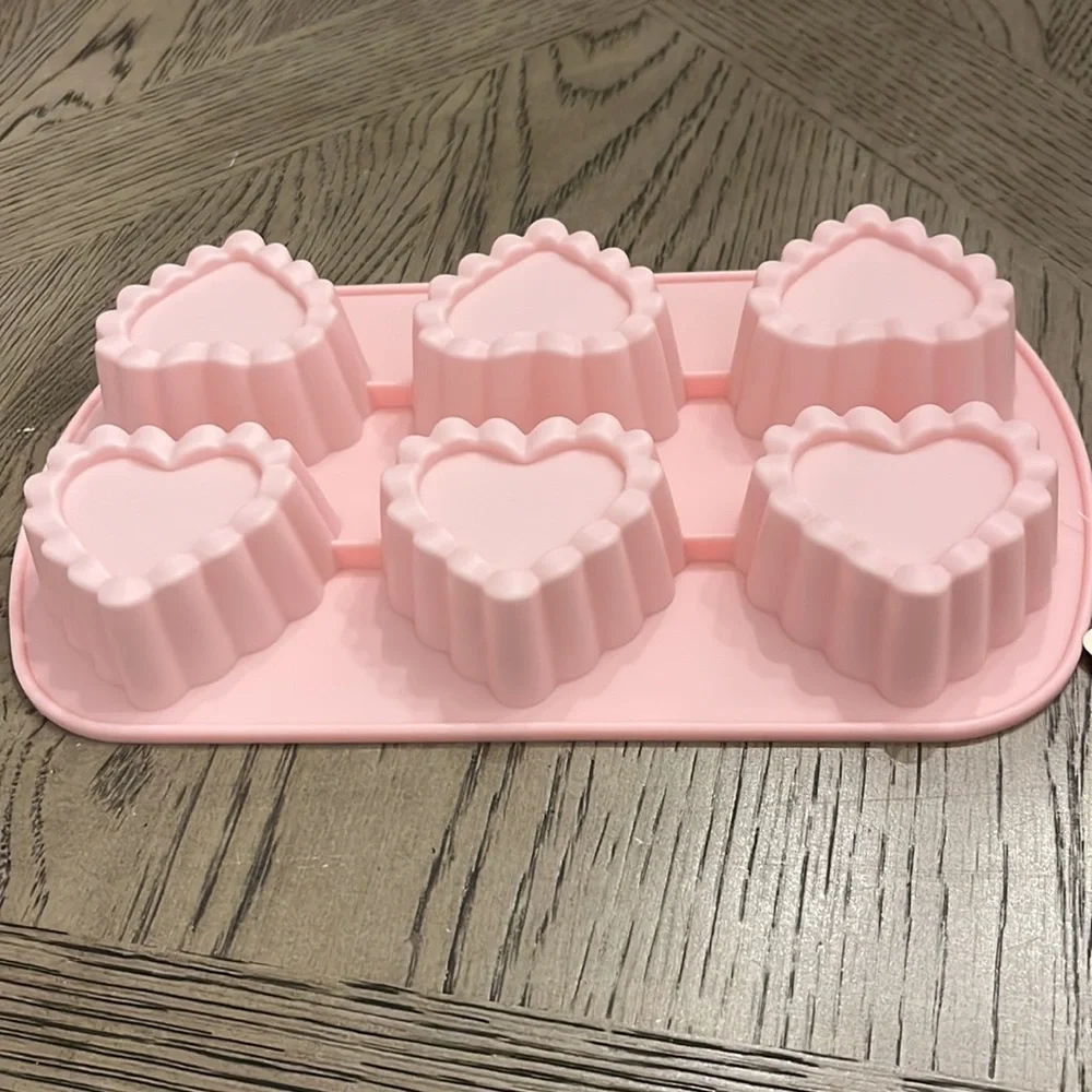 Silicone Heart Shaped Baking Mold Pink